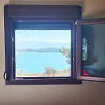 With Amazing Sea View Semesterbostad